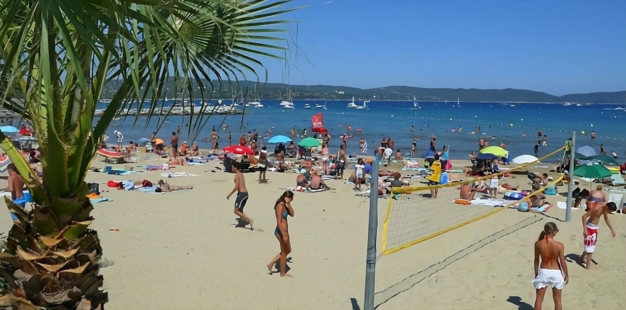 Appartement Residence Santa Barbara Avec Piscine Et A 750M De La Plage Cavalaire-sur-Mer Luaran gambar
