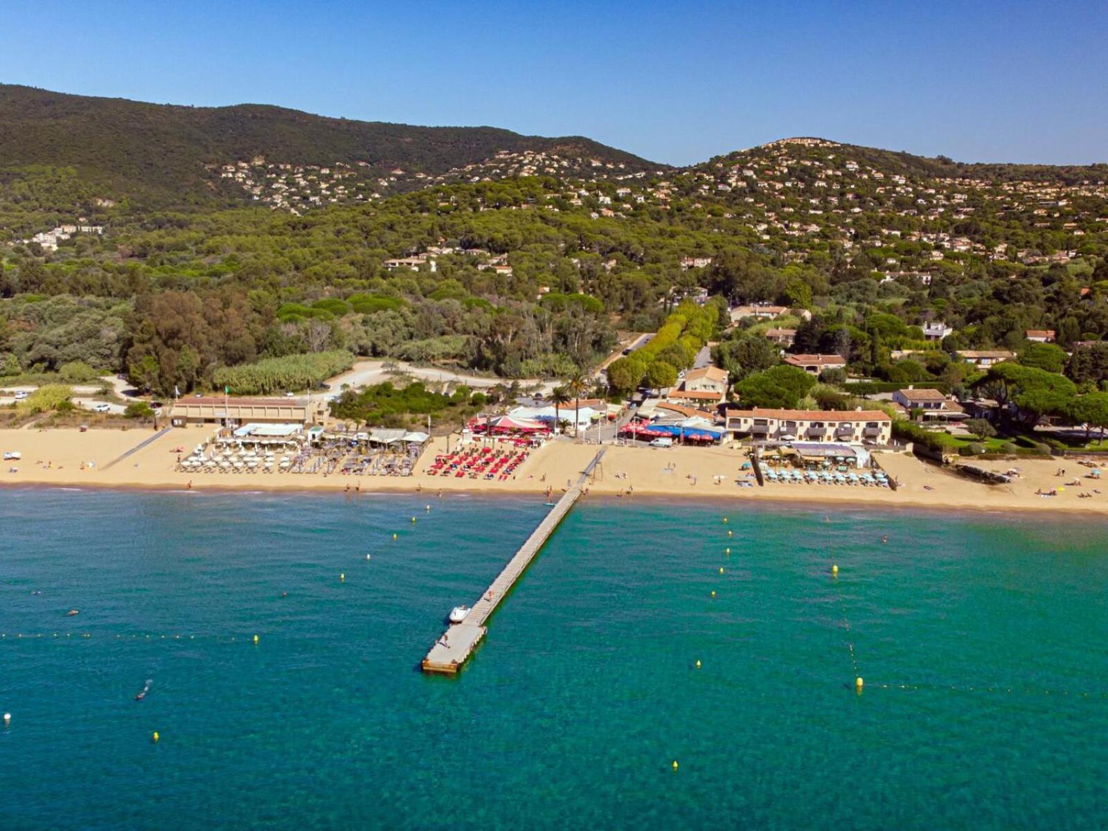 Appartement Residence Santa Barbara Avec Piscine Et A 750M De La Plage Cavalaire-sur-Mer Luaran gambar
